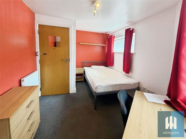 House for rent in Huddersfield, West Yorkshire