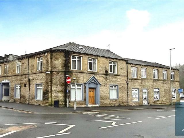 House for rent in Huddersfield, West Yorkshire