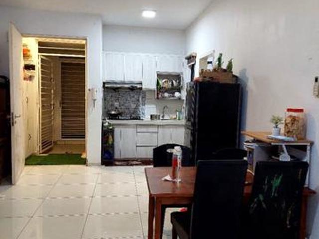 Serviced Residence for sale in Seri Kembangan, Majlis Bandaraya Subang Jaya