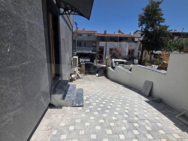 Urla, İzmir içerisinde satılık mülk