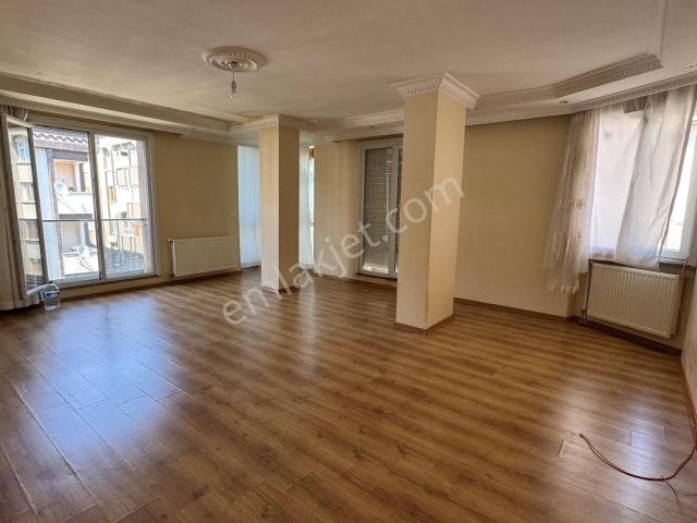Zeytinburnu, Yenidoğan Mahallesi içerisinde satılık Daire