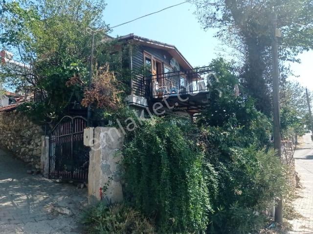 Edremit, Balikesir içerisinde kiralık Bahce kati
