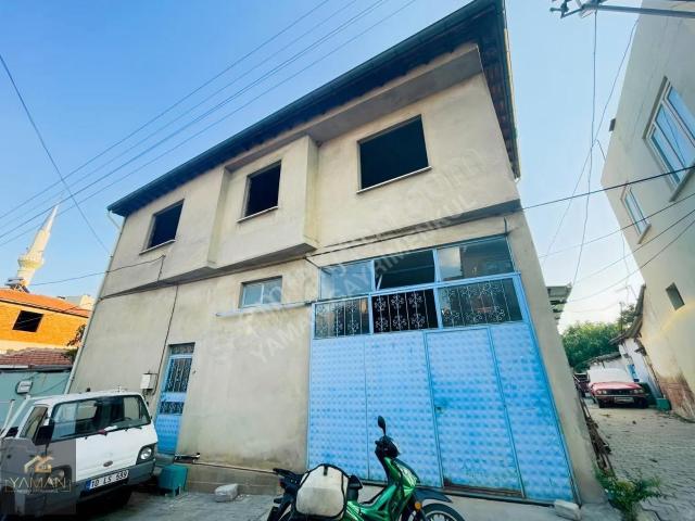 Akhisar, Manisa içerisinde satılık Villa