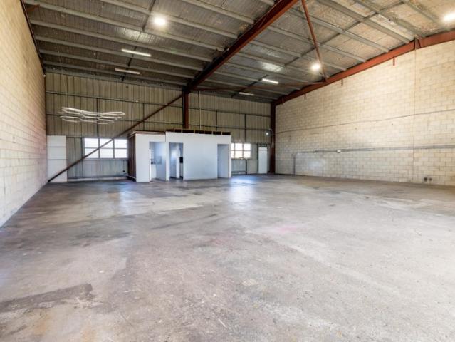 Warehouse for rent in Methul, Queensland