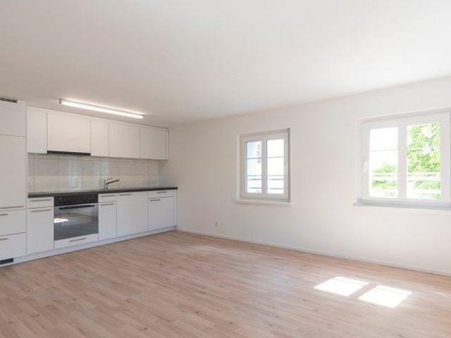 Apartment mieten in Einigen, Zürich