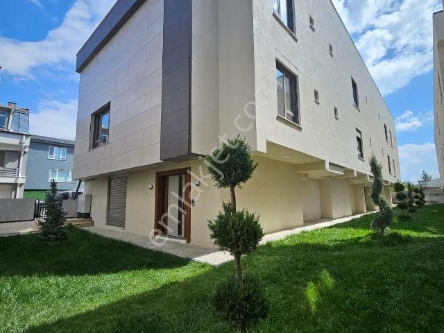 Tepebaşi içerisinde satılık Villa