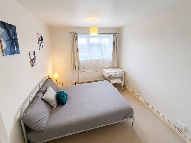 House for rent in St. George in the East, Greater London
