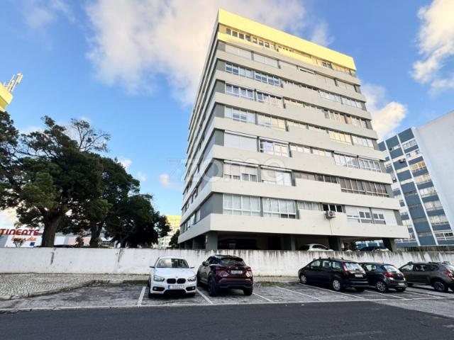 Apartamento alugar em Quinta do Marquês, Oeiras