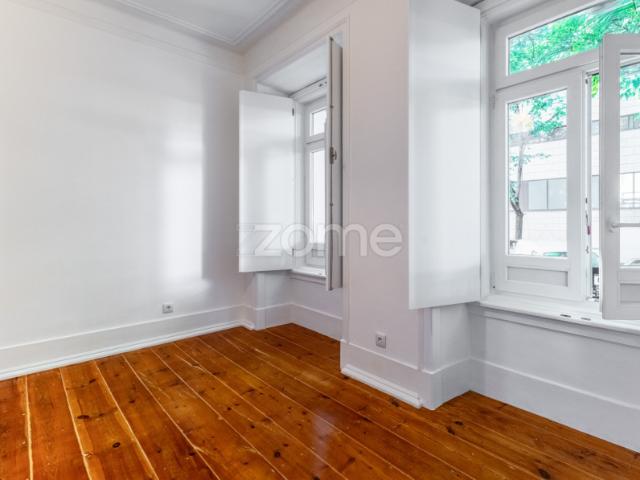 Apartamento alugar em Estrela, Lisboa