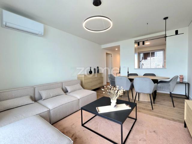 Apartamento alugar em Ponta Delgada (São José), Ponta Delgada