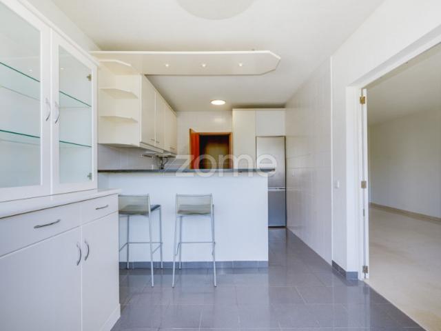 Apartamento alugar em Quinta do Lambert, Lisboa
