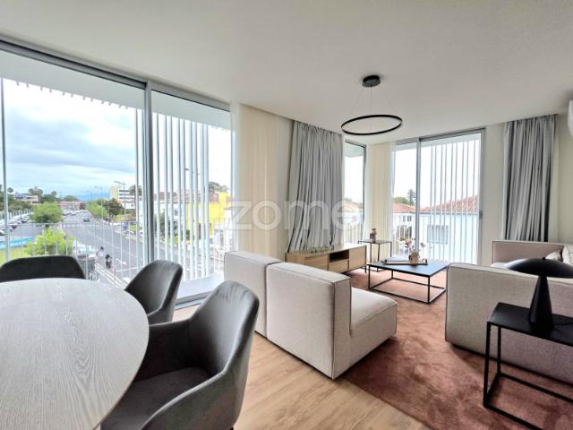 Apartamento alugar em Ponta Delgada (São José), Ponta Delgada
