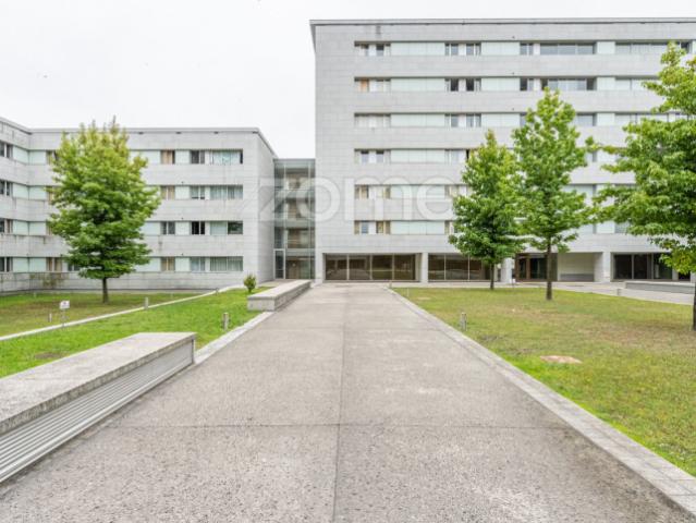 Apartamento alugar em Porto, Lordelo Do Ouro