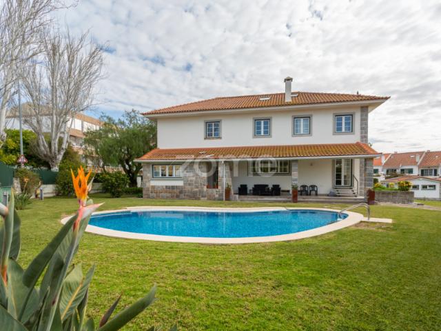 Casa alugar em Santo Amaro de Oeiras, Oeiras
