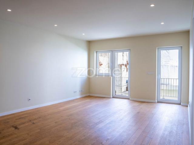 Apartamento alugar em Estrela, Lisboa