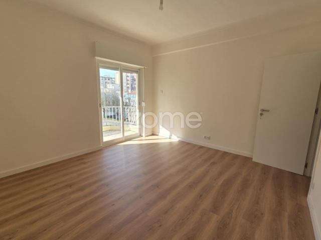 Apartamento alugar em Damaia, Amadora
