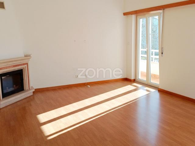 Apartamento alugar em Bairro do Corte Esteval, Montijo