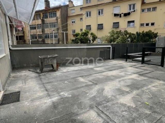 Apartamento alugar em Ginjal, Almada