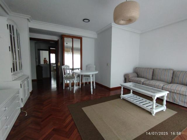 Apartamento en alquiler en Oviedo, Asturias