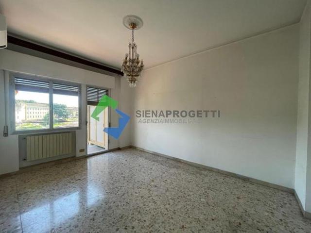 Appartamento in vendita a Siena, Toscana