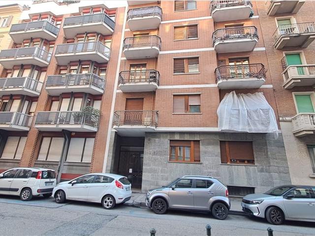 Appartamento in affitto a Circoscrizione 8, Piemonte