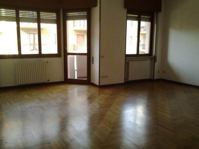 Appartamento in affitto a Zona Nord, Brescia