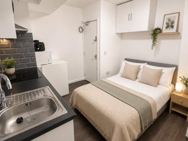 Studio for rent in Dollis Hill, Greater London
