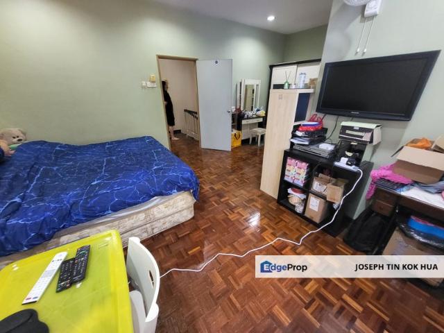 House for sale in Country Heights Damansara, Kuala Lumpur