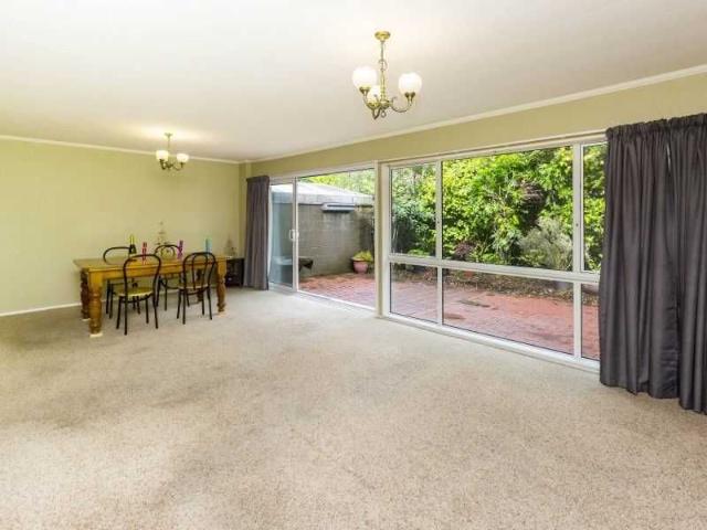 Townhouse for rent in Lower Hutt Central, Lower Hutt