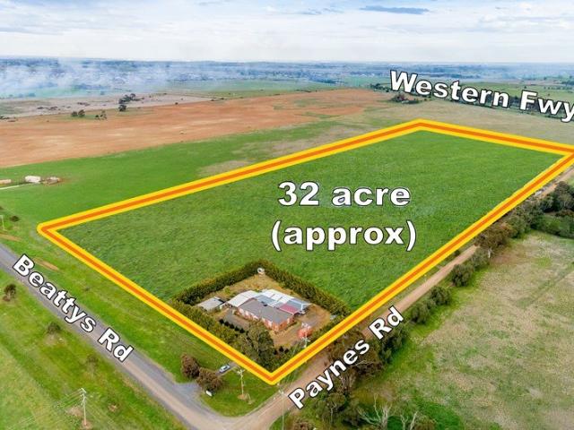 Cottage for sale in Camerons Creek, Victoria