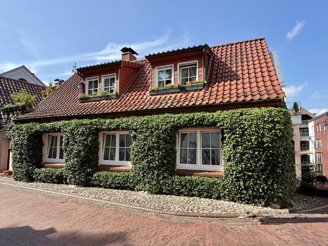 Villa kaufen in Sandel, Jever