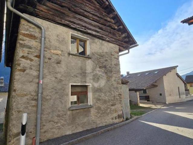 Haus kaufen in Acquarossa, Tessin