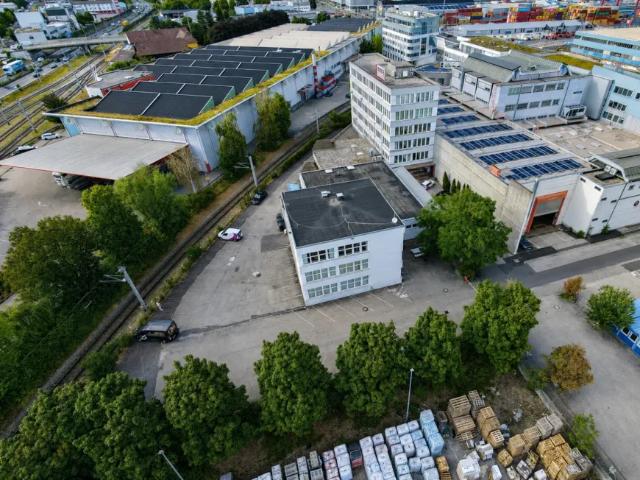 Gewerbe kaufen in Chemiepark Linz, Linz