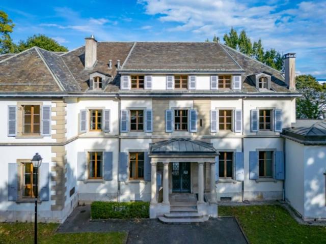 Büro kaufen in Versoix, Genf