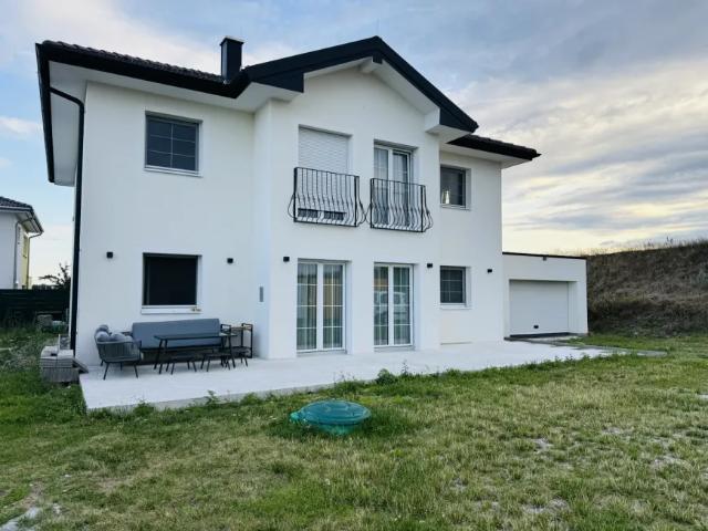 Haus kaufen in Theresienfeld, Niederösterreich