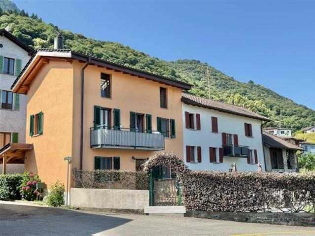 Einfamilienhaus kaufen in Gerra, Gambarogno, Tessin