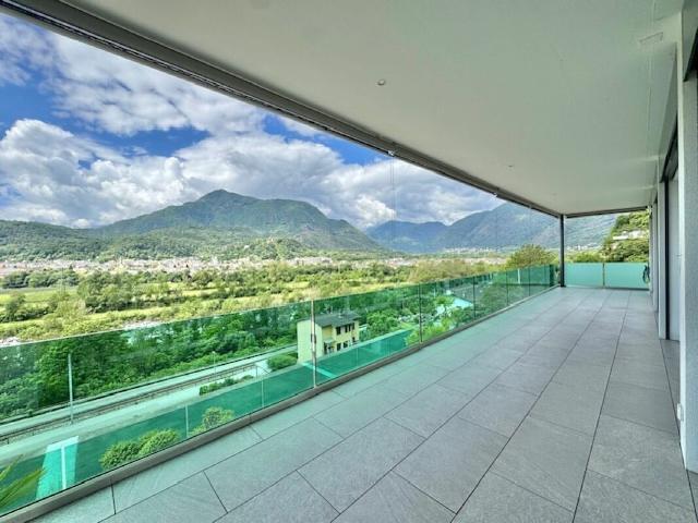 Attikawohnung kaufen in Solduno, Tessin