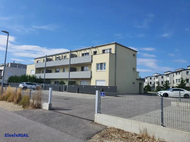 Wohnung kaufen in Strasshof an der Nordbahn, Niederösterreich