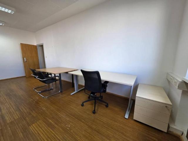 Gewerbe mieten in Liesing, Wien
