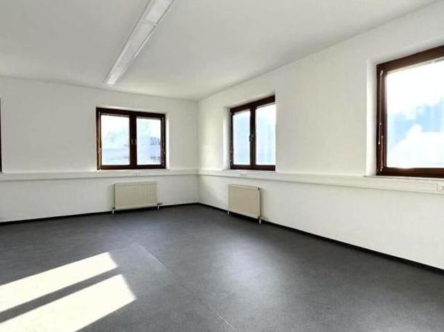 Gewerbe mieten in Langenlois, Niederösterreich