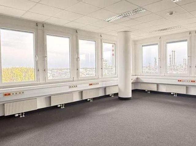 Gewerbe mieten in Schwechat, Niederösterreich