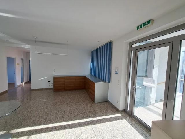 Gewerbe mieten in Raffelstetten, Asten