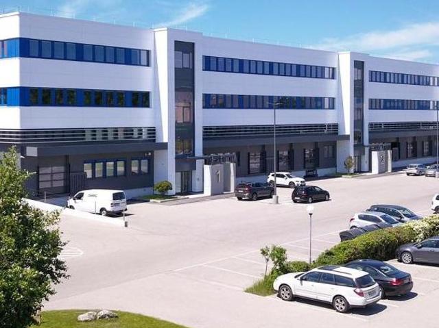 Gewerbe mieten in Wiener Neudorf, Niederösterreich
