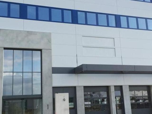 Gewerbe mieten in Wiener Neudorf, Niederösterreich