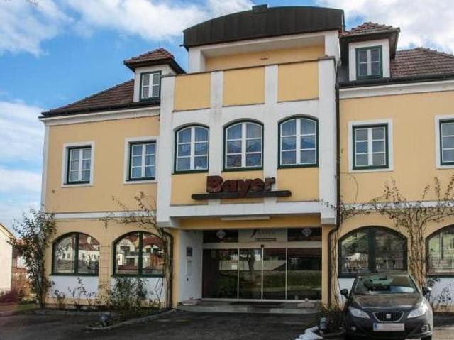Gewerbe mieten in Weißenkirchen, Niederösterreich