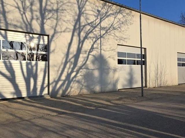 Gewerbe mieten in Ebreichsdorf, Niederösterreich
