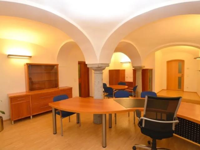 Gewerbe mieten in Obernberg am Inn, Bezirk Ried