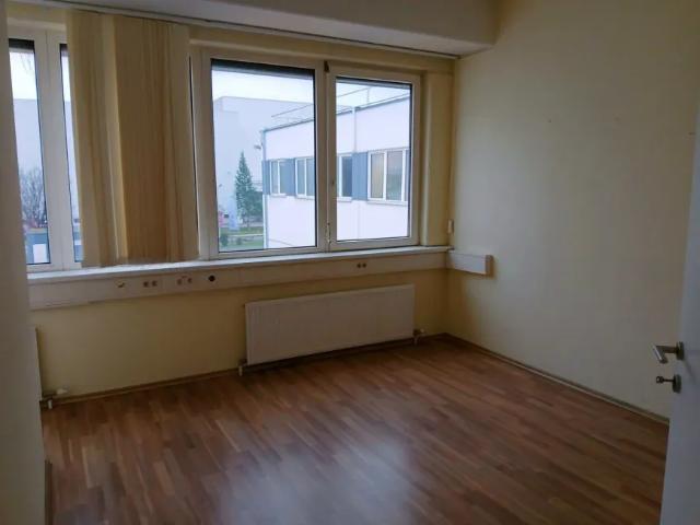 Gewerbe mieten in Wiener Neudorf, Niederösterreich