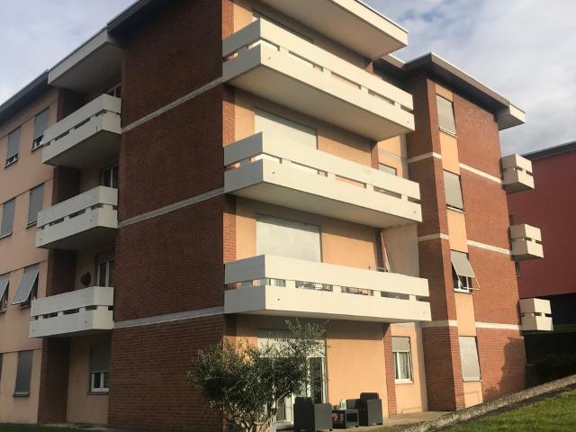Immobilie mieten in Arbedo-Castione, Tessin