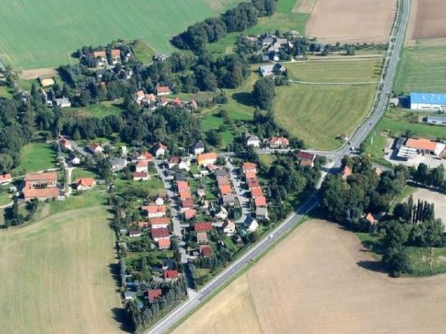 Erdgeschosswohnung kaufen in Demitz-Thumitz, Sachsen